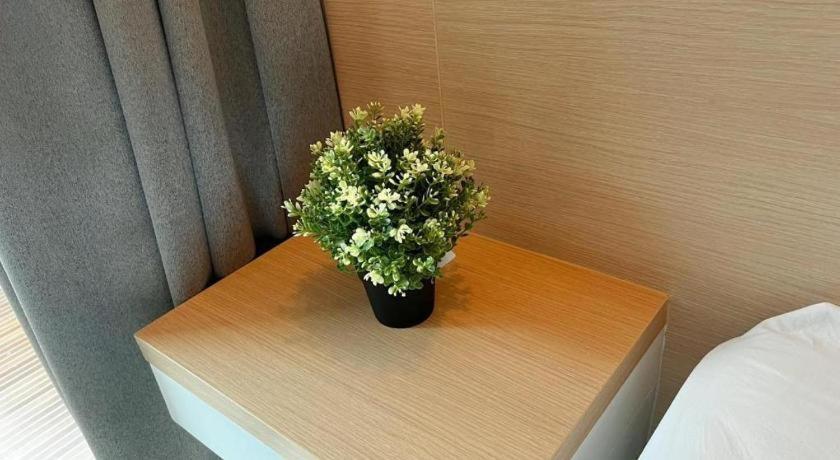Nana Chat Bangsaen Hotel Si Racha Ngoại thất bức ảnh